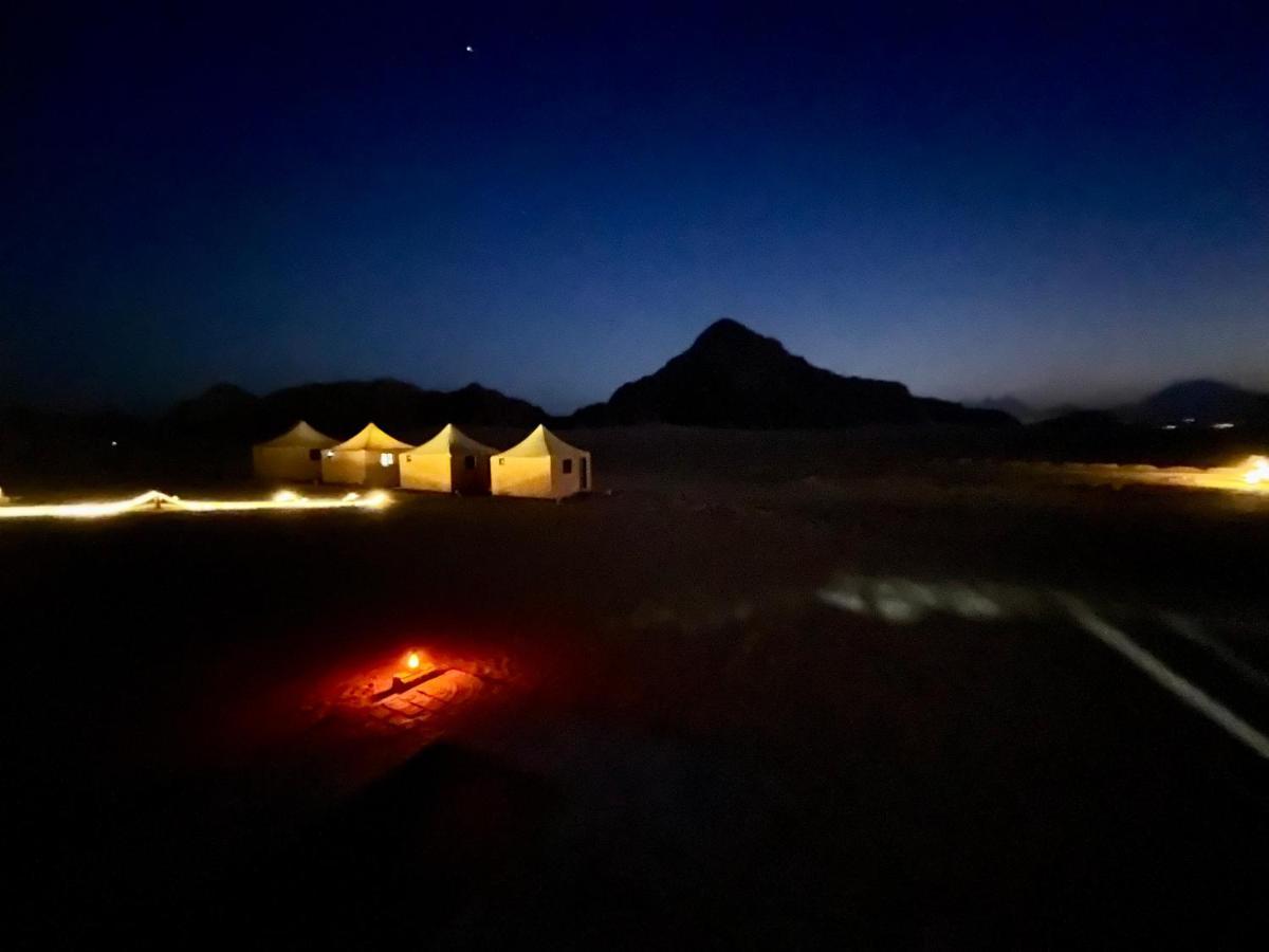 Rum Jordan Camp And Tours ワディ ・ラム エクステリア 写真